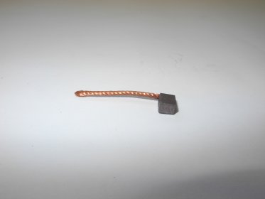Uhlík starteru Mitsuba